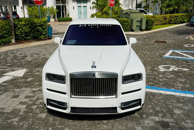 Used 2022 Rolls-Royce Cullinan AWD/4WD image 5