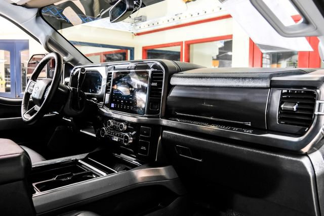 Used 2025 Ford F350 Lariat w/ Black Appearance Package AWD/4WD image 11