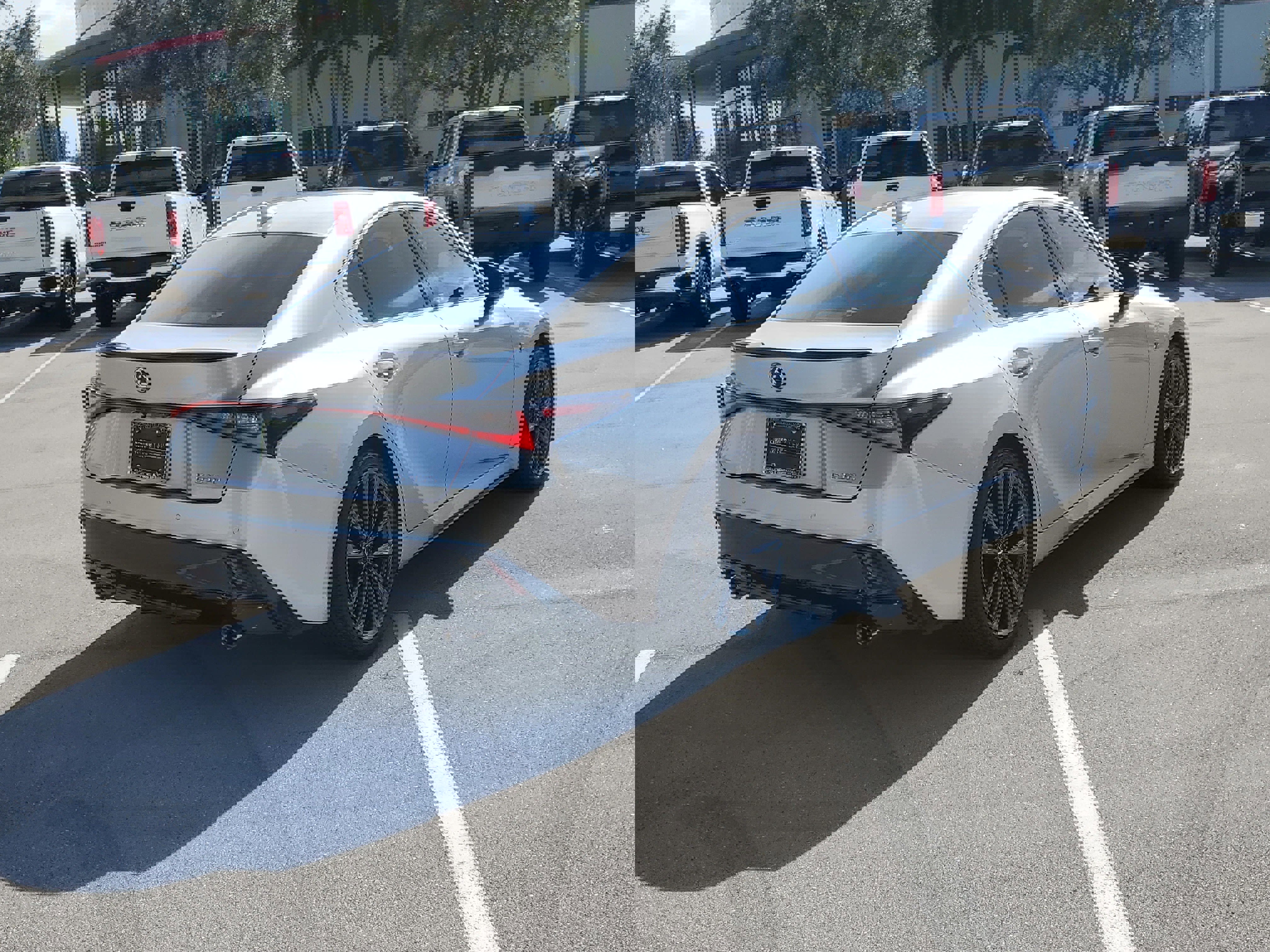 Used 2023 Lexus IS 350 F Sport image 11