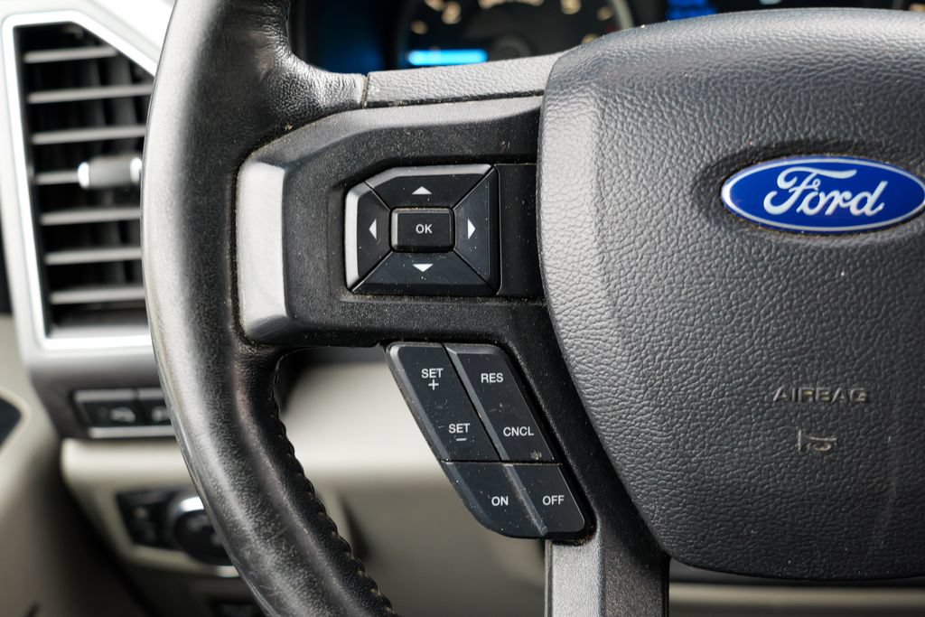Used 2019 Ford F150 XLT w/ Equipment Group 302A Luxury AWD/4WD image 42