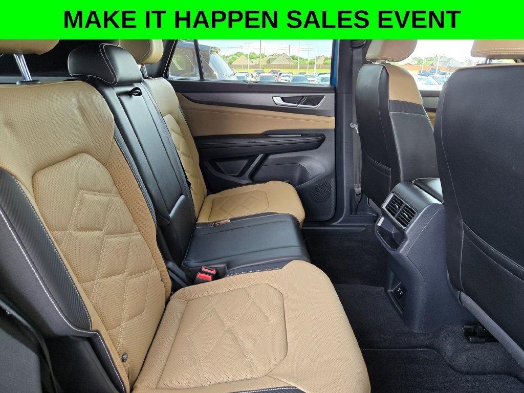 Used 2024 Volkswagen Atlas Cross Sport SE FWD image 23