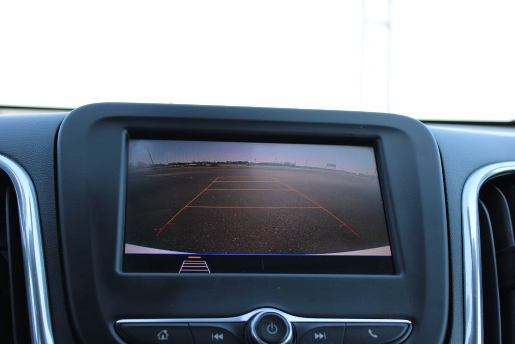 Used 2021 Chevrolet Equinox LT image 44