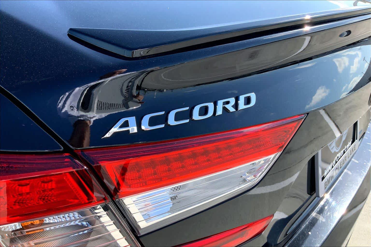 Used 2020 Honda Accord Sport image 9