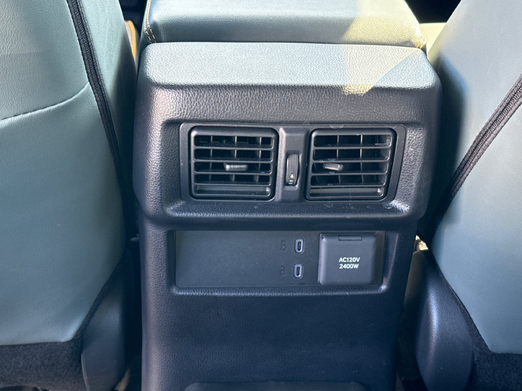 Used 2025 Toyota 4Runner Trailhunter AWD/4WD image 27
