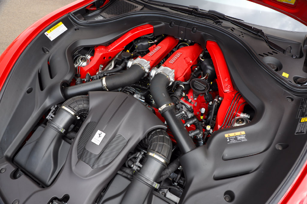 Certified 2026 Ferrari Roma Spider RWD image 48
