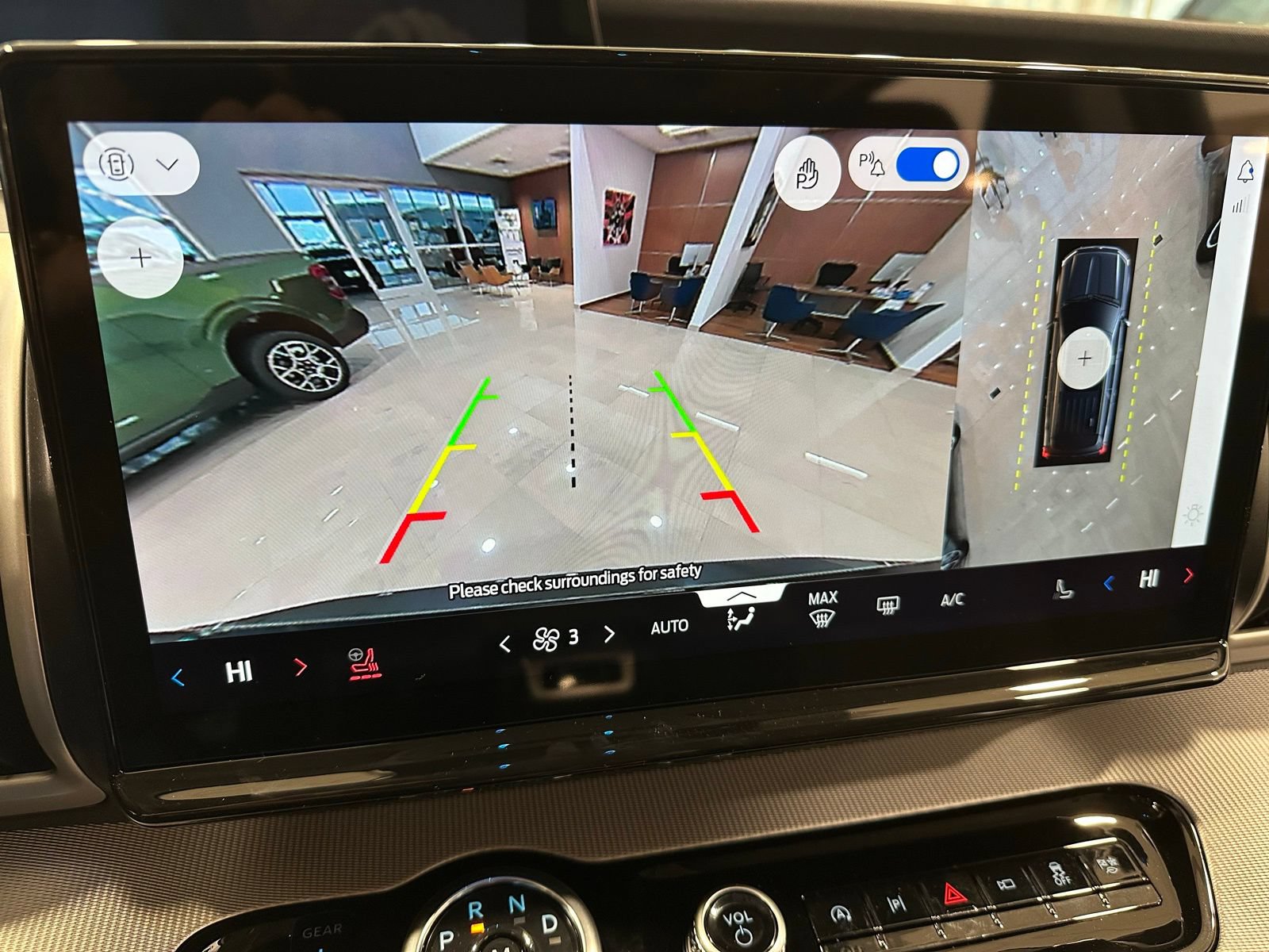 New 2025 Ford Expedition Active RWD image 16