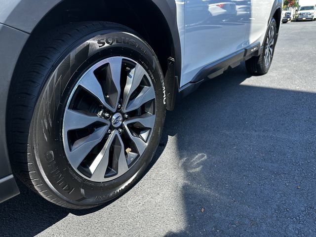 Used 2023 Subaru Outback Limited AWD/4WD image 12