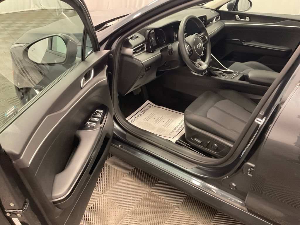 Used 2021 Kia K5 LXS AWD/4WD image 10