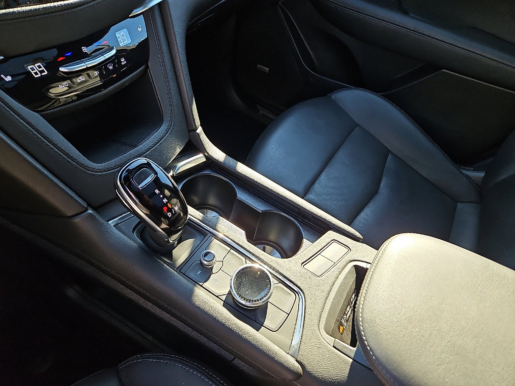 Used 2025 Cadillac XT5 Premium Luxury image 20