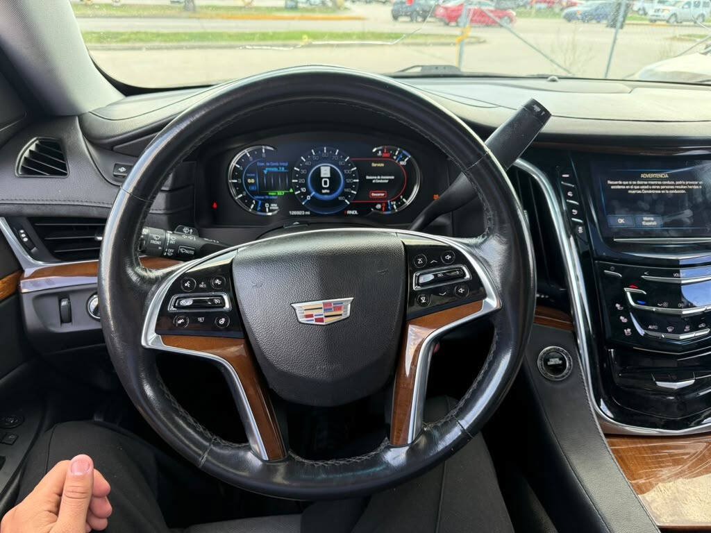 Used 2017 Cadillac Escalade ESV Premium Luxury AWD/4WD image 41