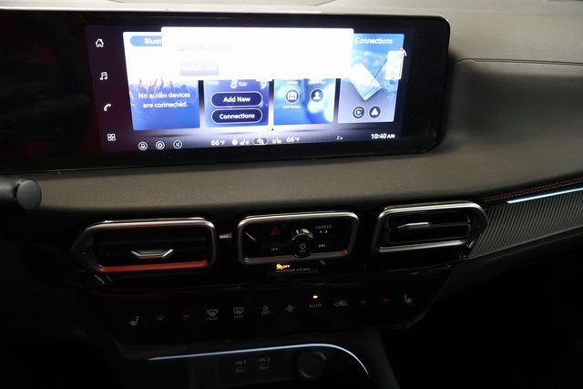 New 2026 Nissan Sentra SR w/ SR Premium Package FWD image 20