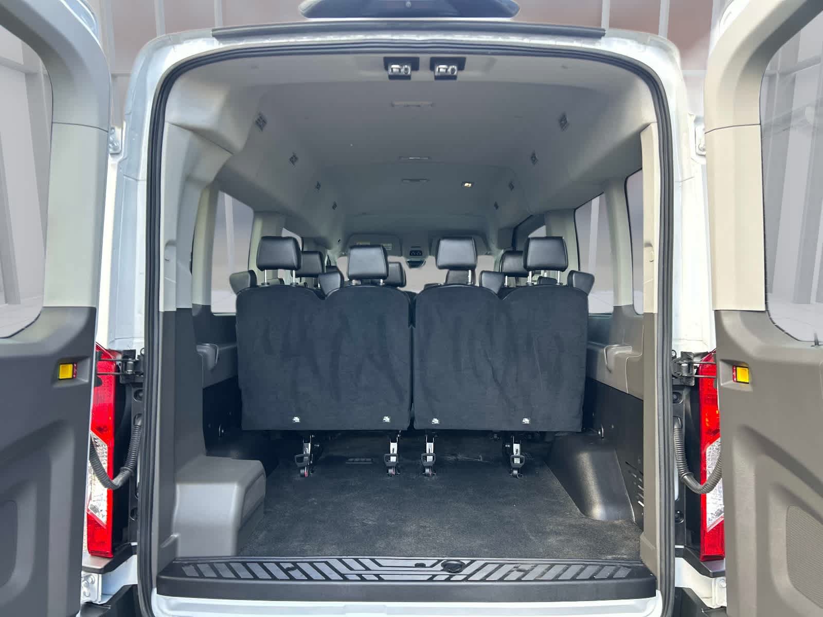 Used 2023 Ford Transit 350 XL RWD image 17