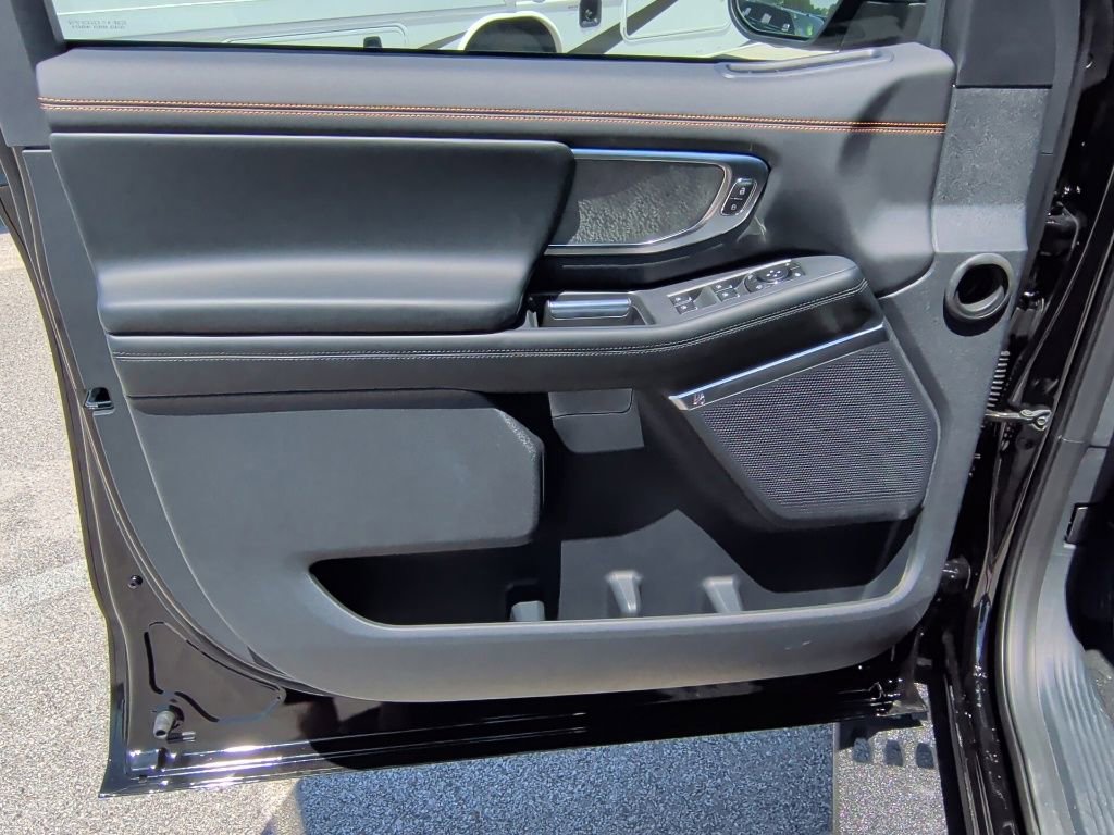New 2026 Ford Expedition Tremor AWD/4WD image 9