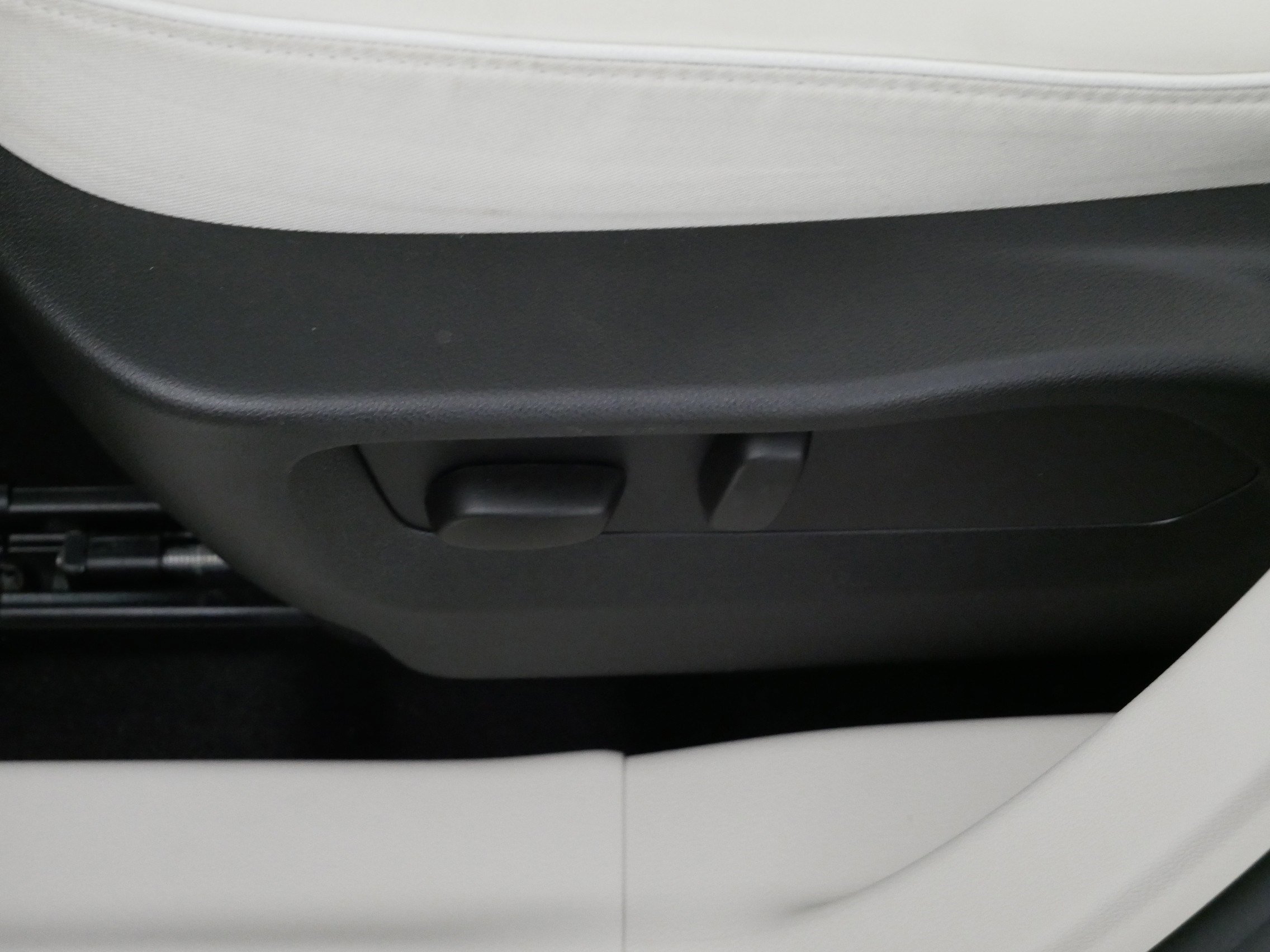 Used 2023 Buick Envision Avenir image 20