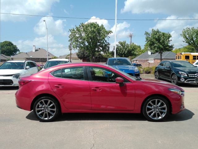 Used 2018 MAZDA MAZDA3 Touring FWD image 5