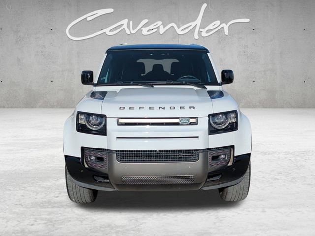 Used 2023 Land Rover Defender 130 X-Dynamic SE image 18