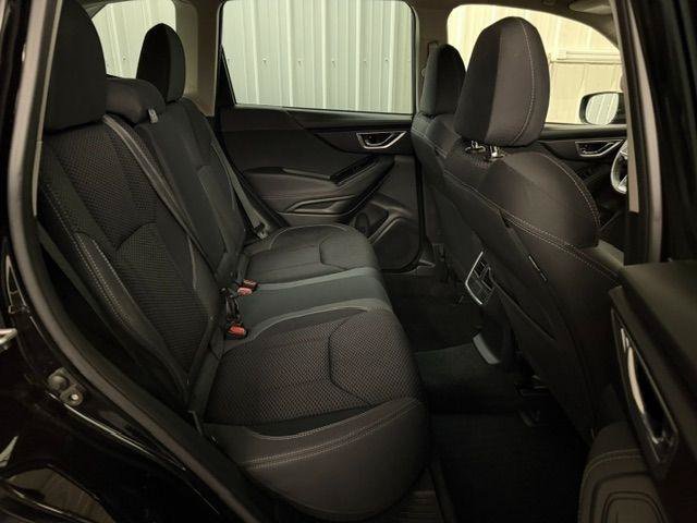 Used 2023 Subaru Forester Premium AWD/4WD image 12