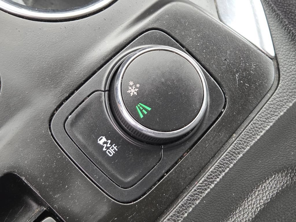 Used 2019 Chevrolet Traverse RS FWD image 6