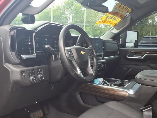 Used 2024 Chevrolet Silverado 2500 LT AWD/4WD image 22