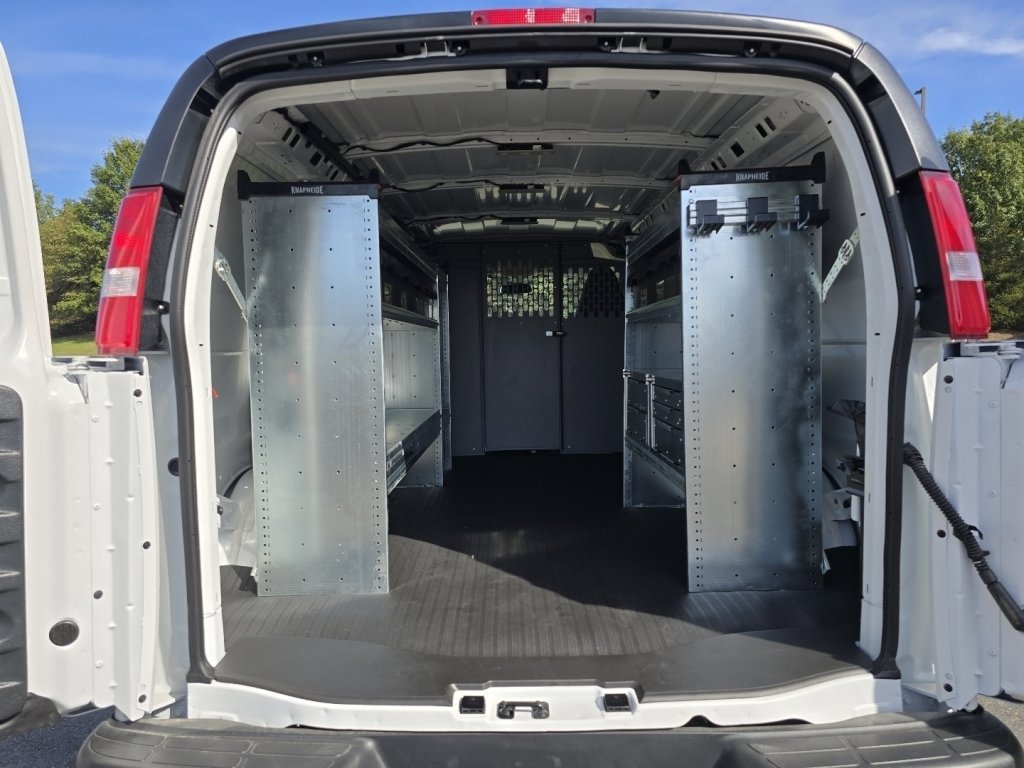 New 2025 Chevrolet Express 2500 w/ Driver Convenience Package RWD image 8