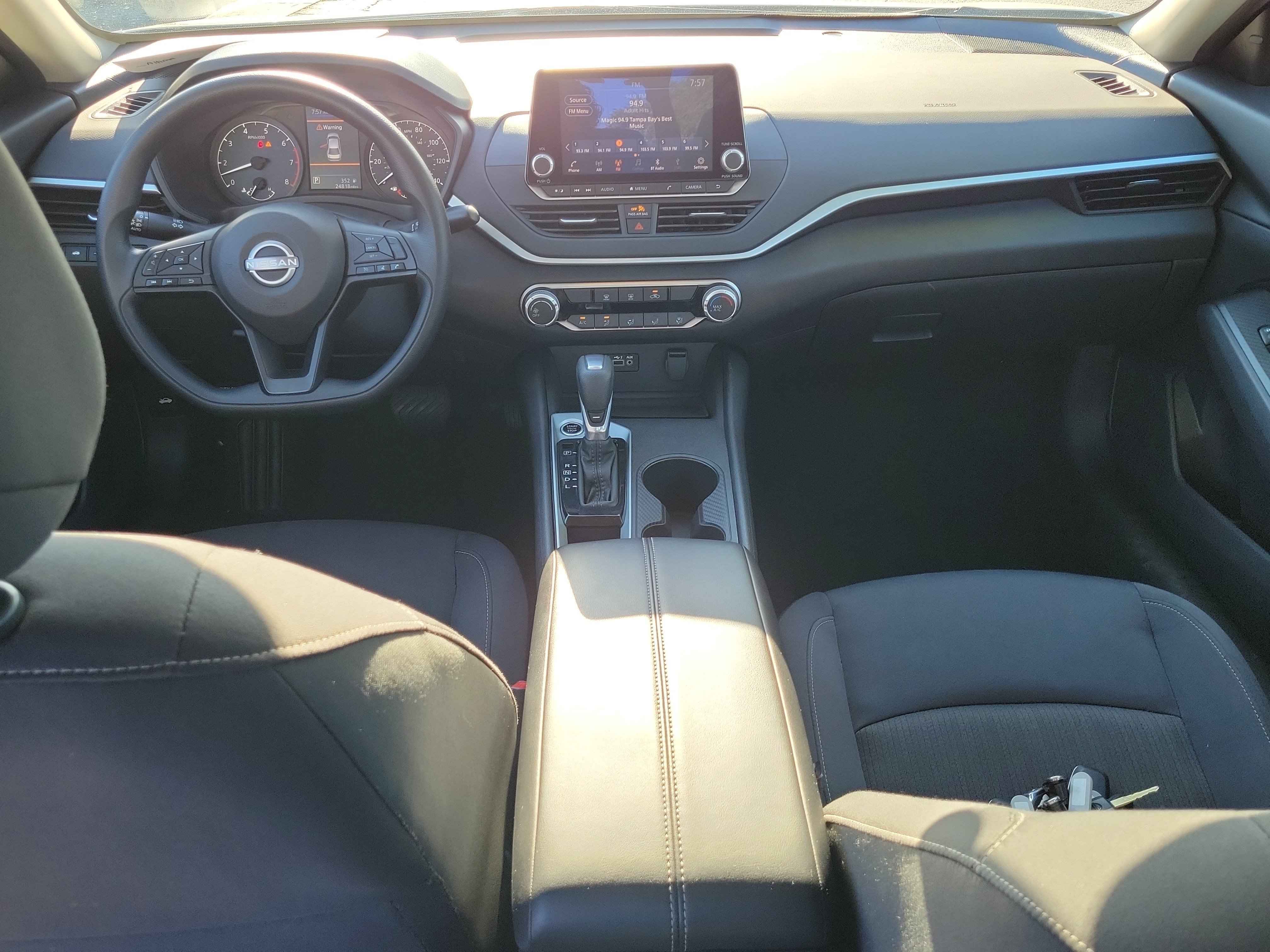 Certified 2025 Nissan Altima 2.5 S FWD image 13