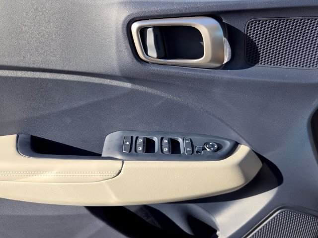 New 2026 Hyundai Venue SEL FWD image 14