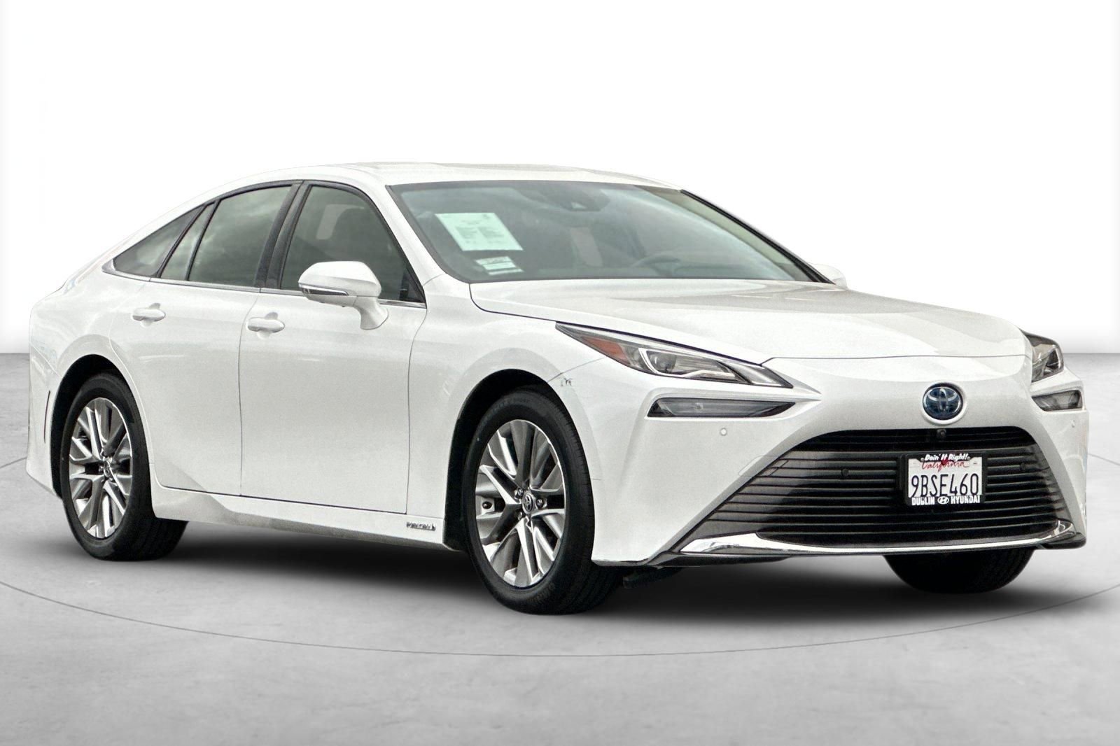 Used 2022 Toyota Mirai XLE image 8