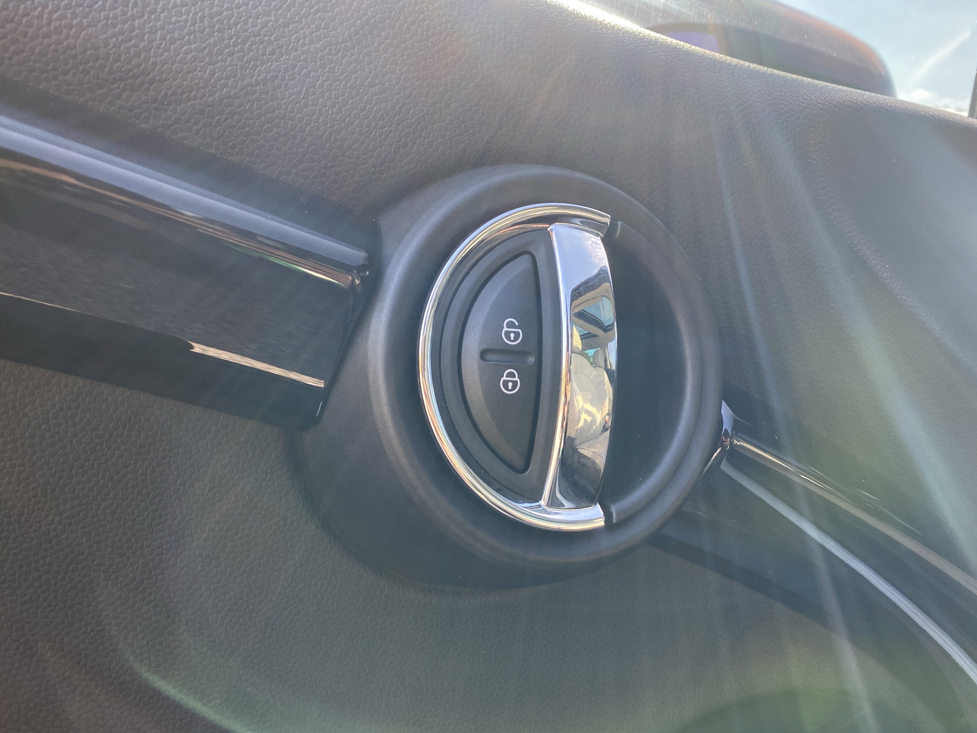 Used 2020 MINI Cooper S image 24