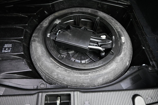 Used 2003 Mercedes-Benz C 230 Sedan image 97