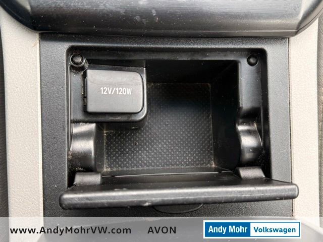 Used 2013 Toyota Camry LE FWD image 30