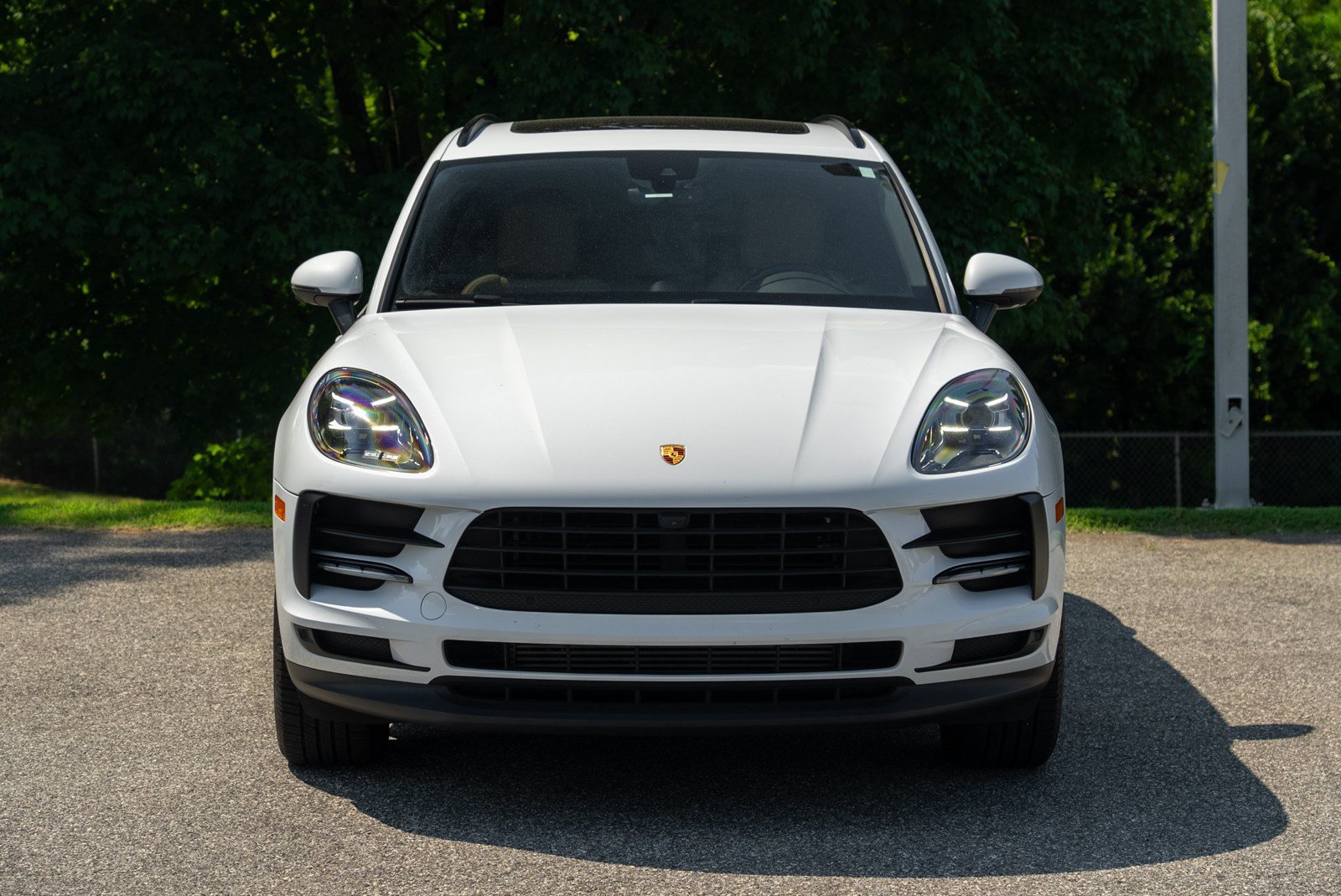 Certified 2021 Porsche Macan AWD/4WD image 4
