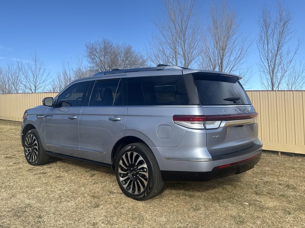 Certified 2024 Lincoln Navigator Black Label image 5