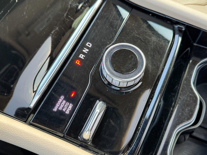 Used 2021 Jeep Grand Cherokee L Limited w/ Luxury Tech Group II image 22