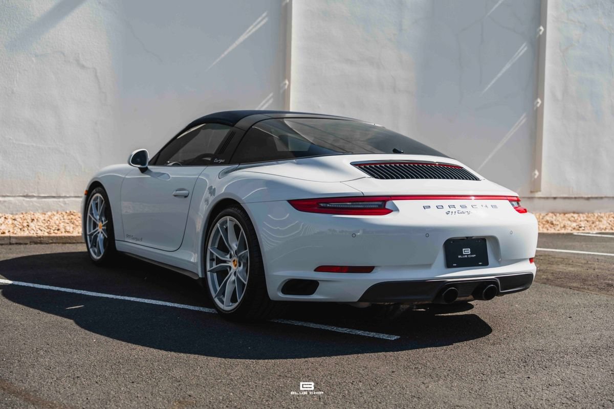Used 2019 Porsche 911 Targa 4 AWD/4WD image 18