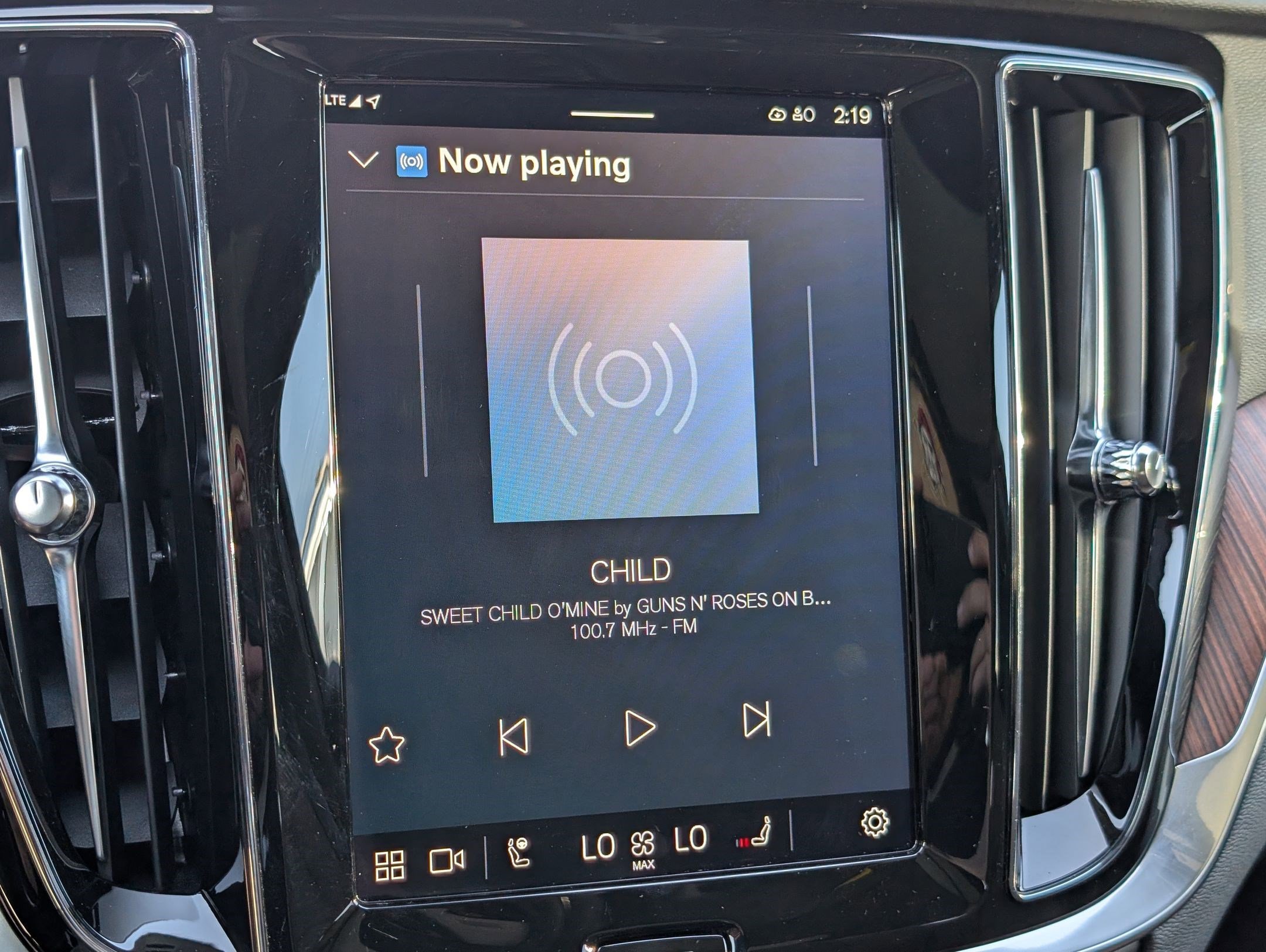 Used 2025 Volvo V60 B5 Cross Country Plus image 20