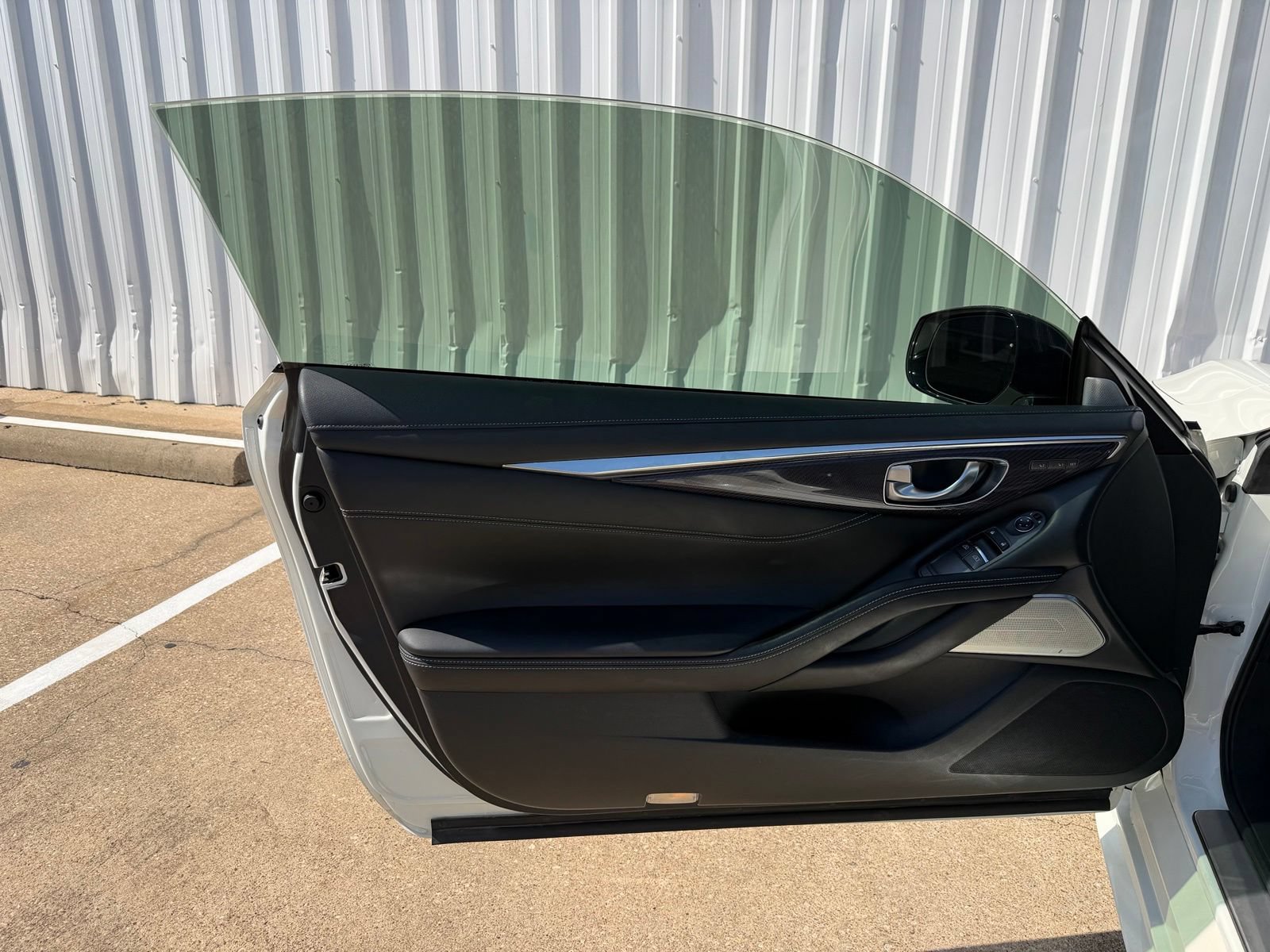 Used 2019 INFINITI Q60 Red Sport 400 w/ Carbon Fiber Package RWD image 22