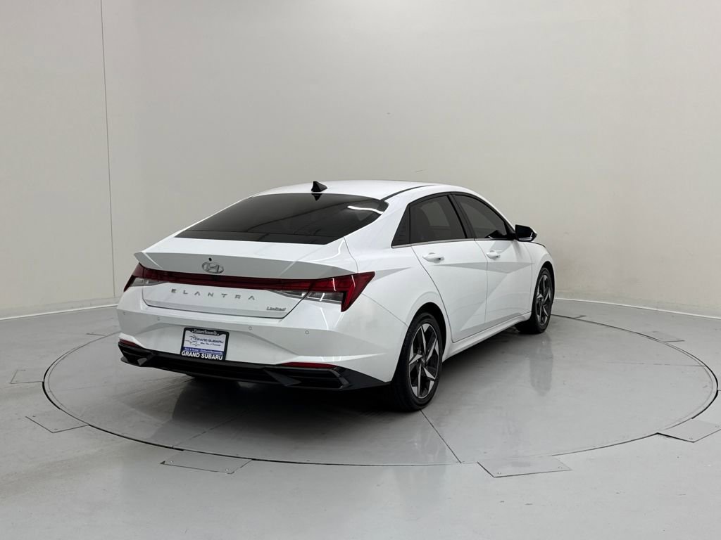 Used 2021 Hyundai Elantra Limited image 6