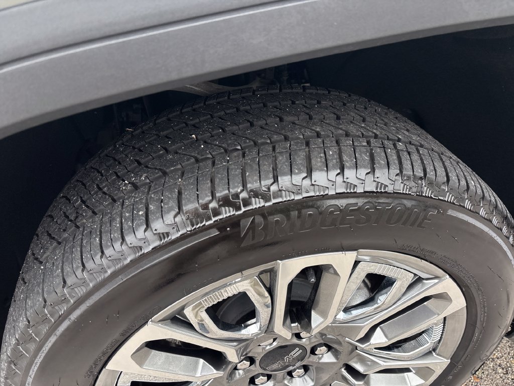Used 2025 GMC Sierra 1500 Denali Ultimate AWD/4WD image 7