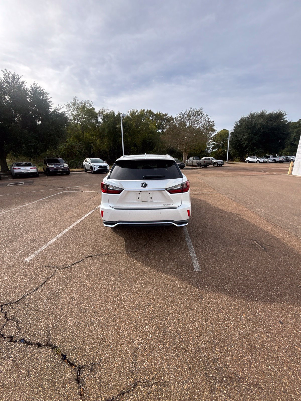 Used 2018 Lexus RX 350L FWD image 3