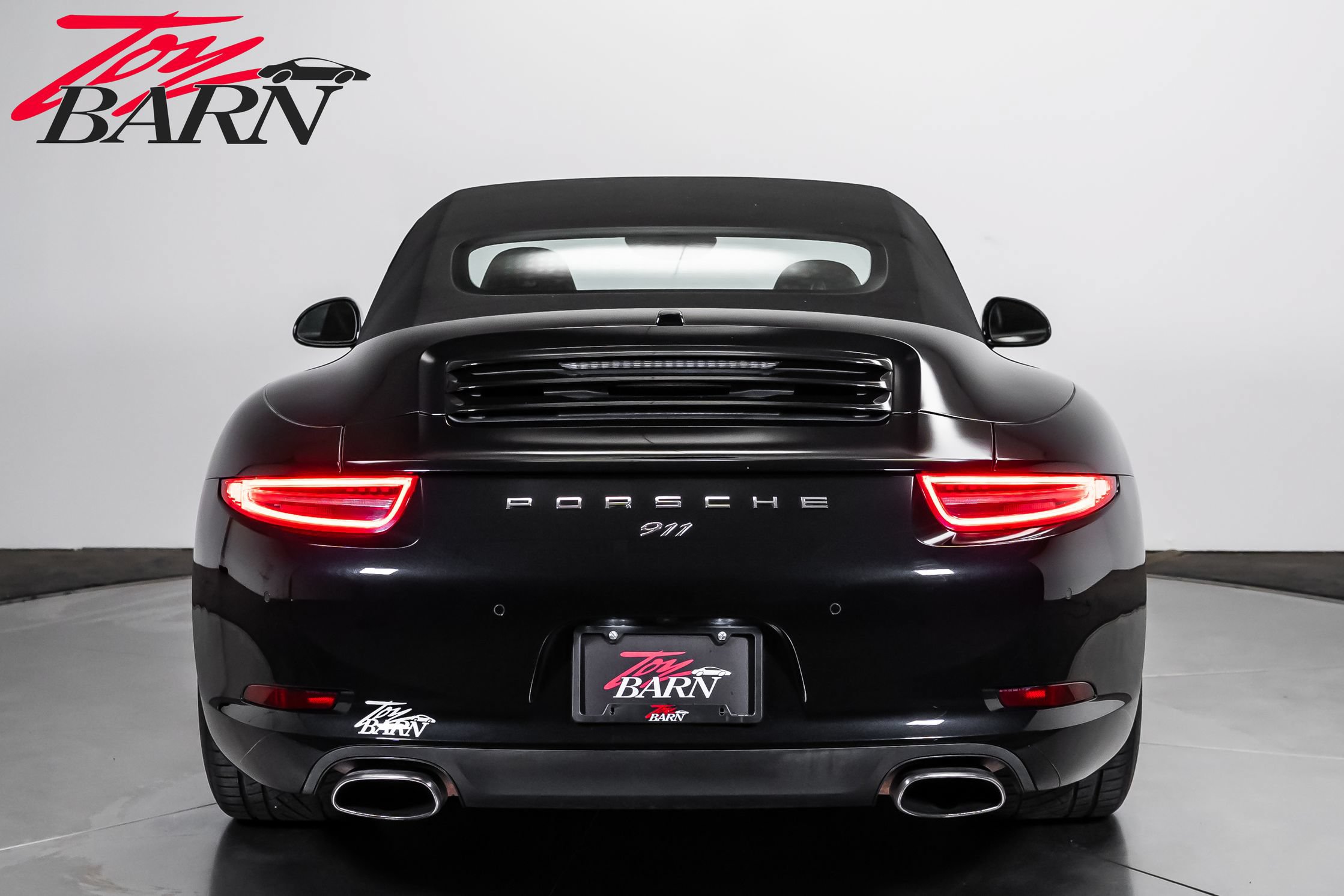 Used 2016 Porsche 911 Carrera Black Edition RWD image 12