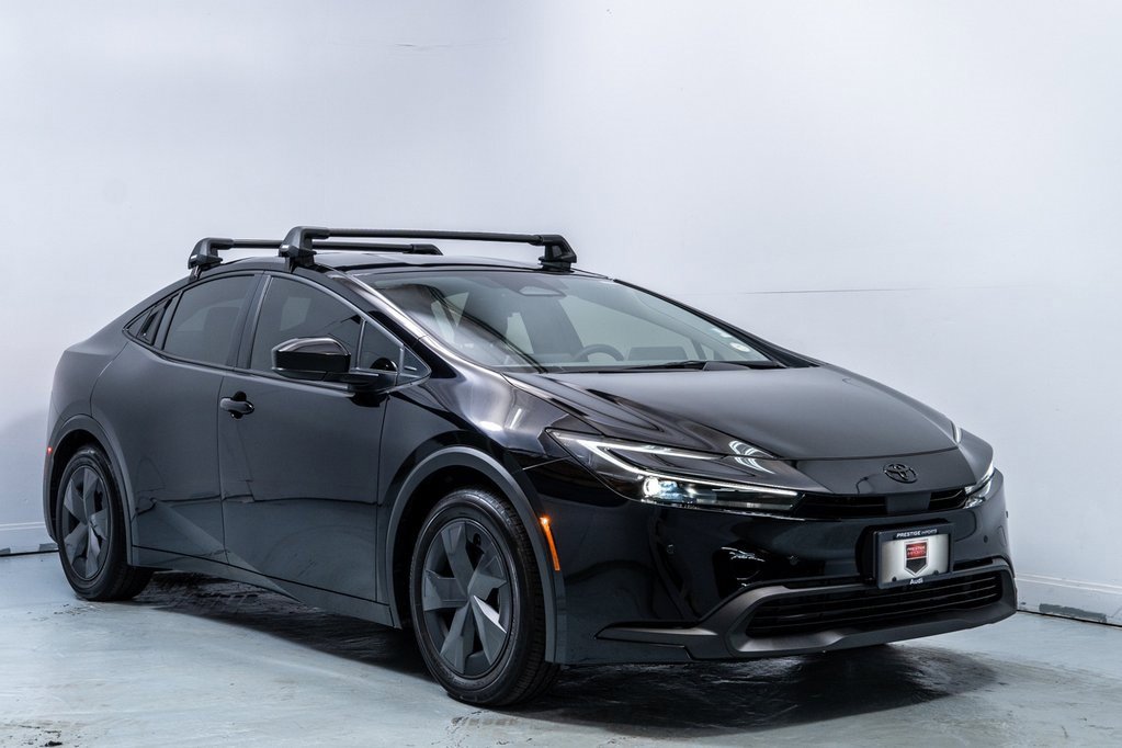 Used 2026 Toyota Prius LE image 9