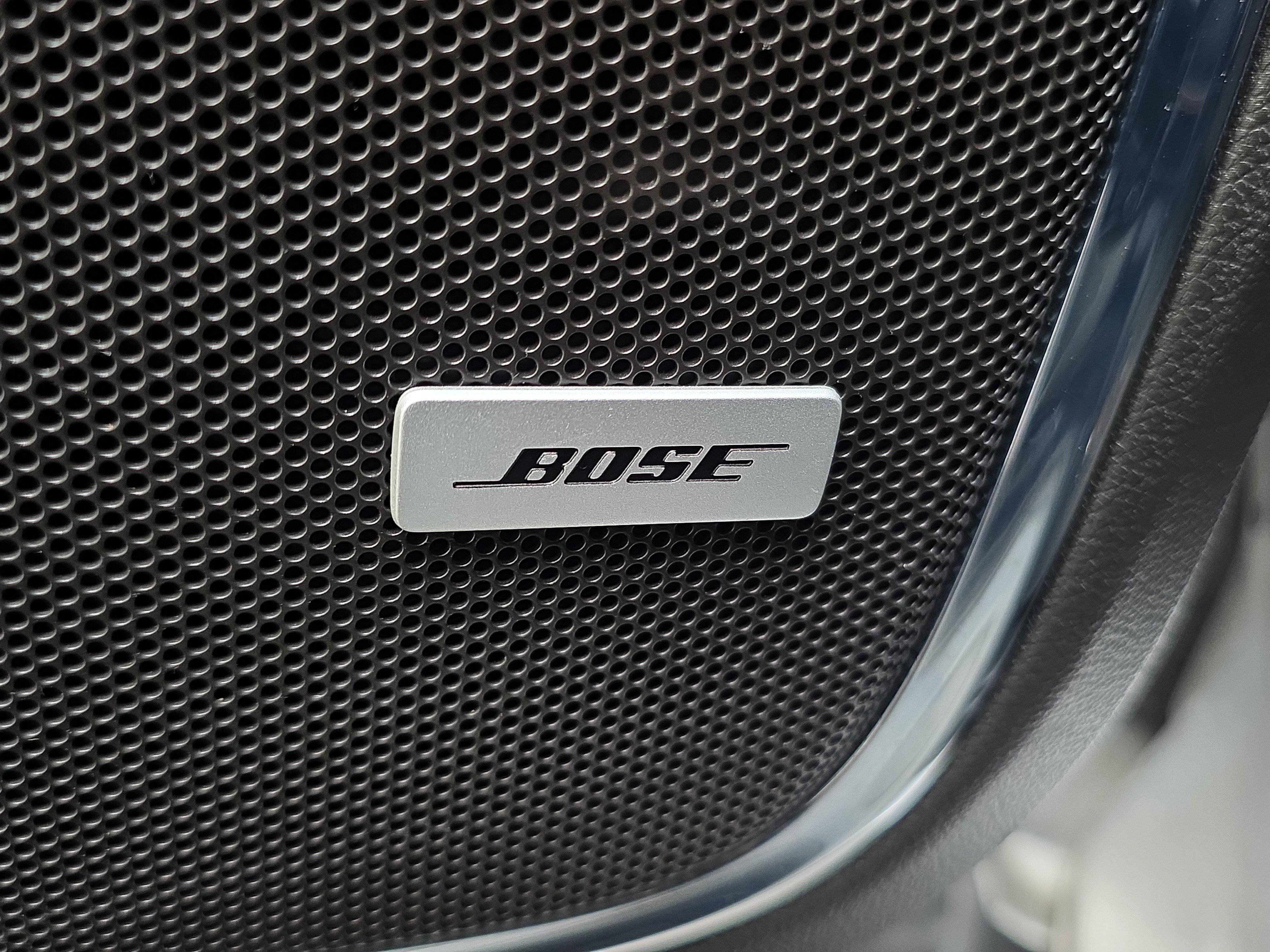 Used 2018 GMC Yukon Denali w/ Open Road Package image 15