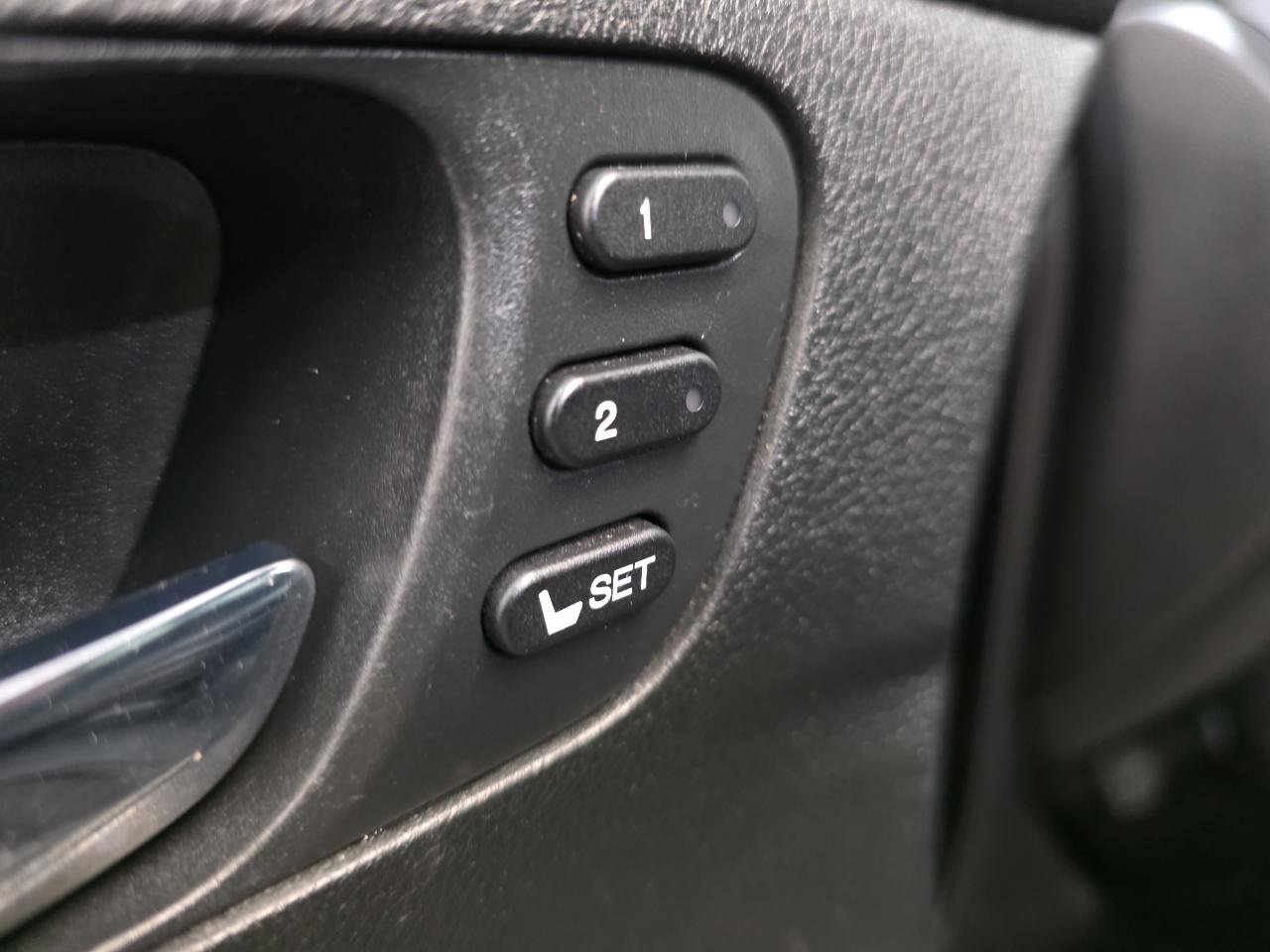 Used 2016 Honda Pilot Touring image 26