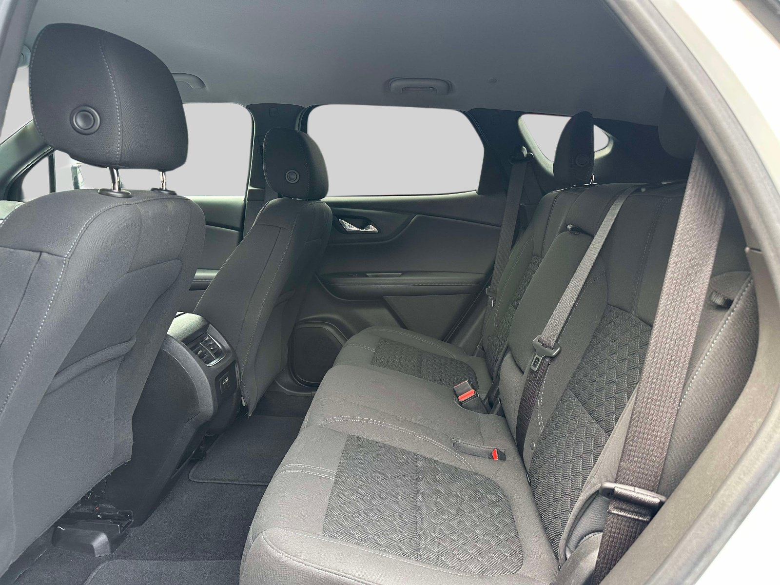 Used 2021 Chevrolet Blazer LT AWD/4WD image 11