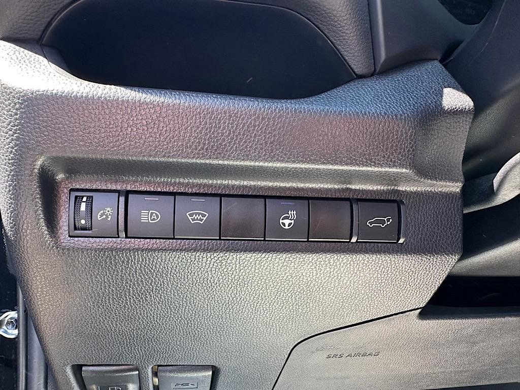 Certified 2025 Toyota RAV4 XLE w/ Convenience Package image 22