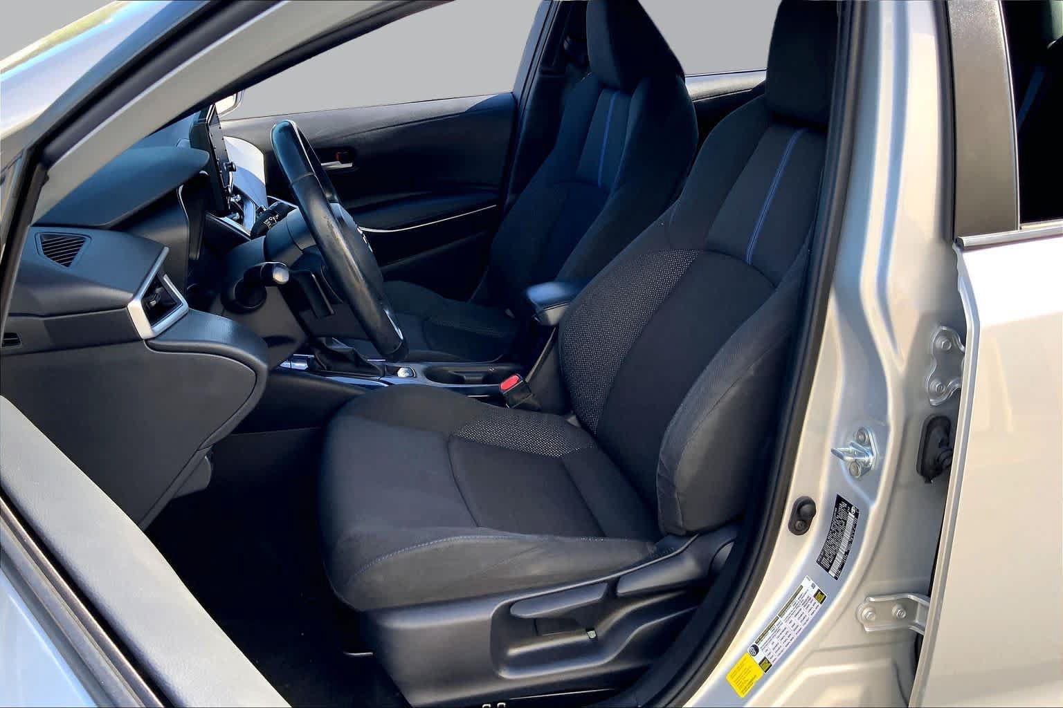 Used 2022 Toyota Corolla SE FWD image 8