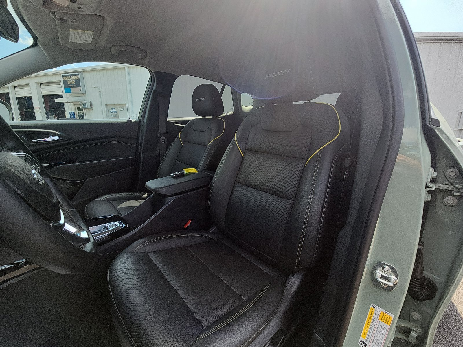 Used 2025 Chevrolet Trax ACTIV w/ Driver Confidence Package FWD image 21