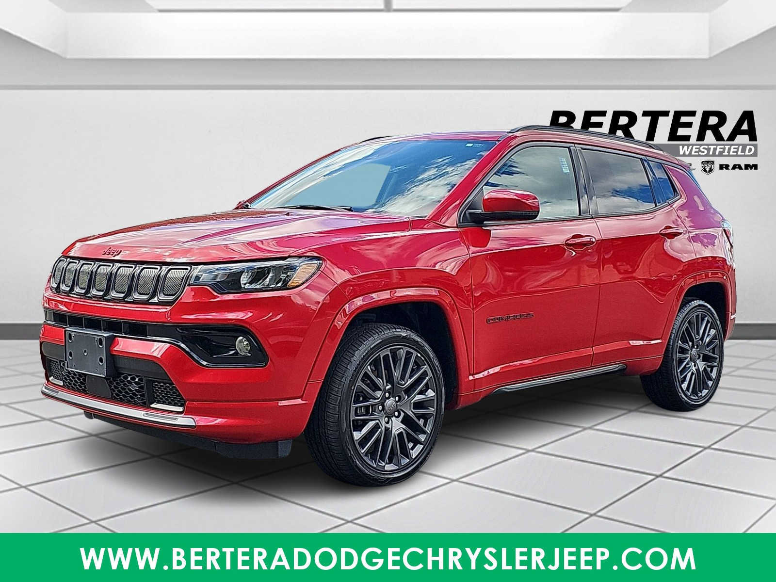 Used 2022 Jeep Compass Limited AWD/4WD image 3
