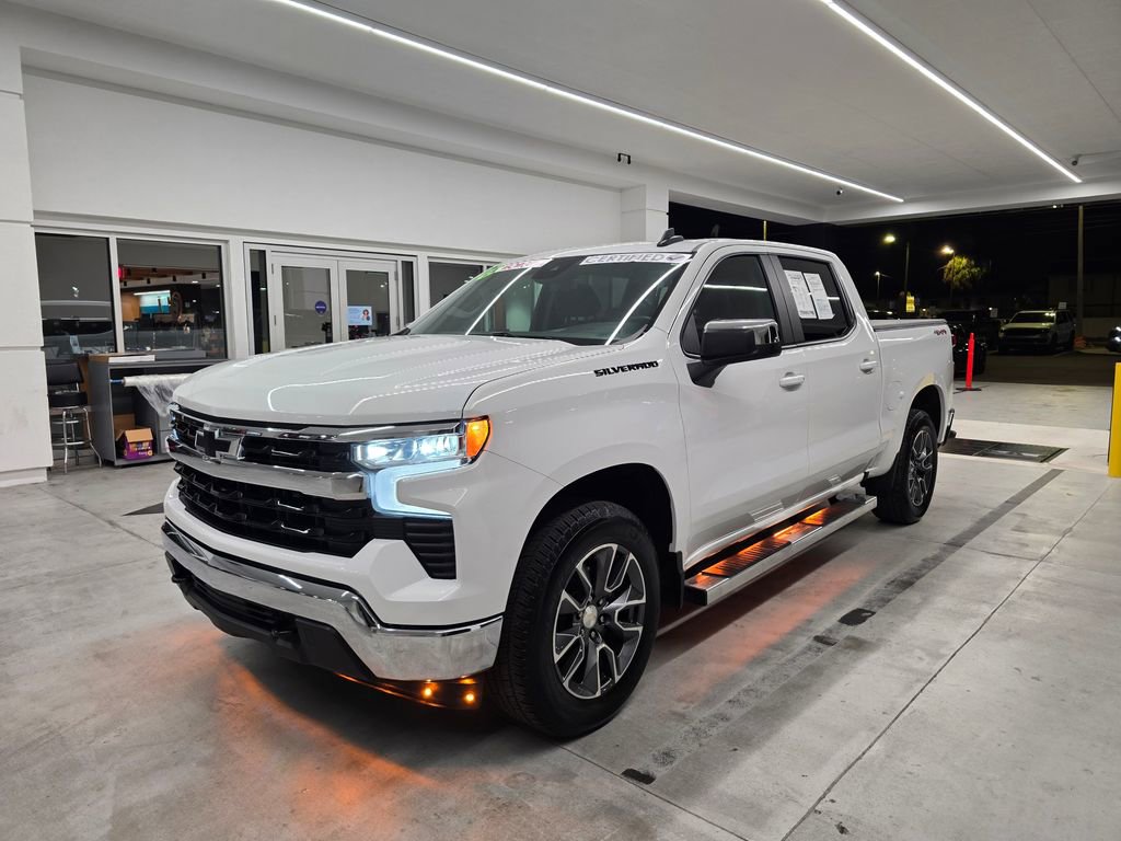 Used 2024 Chevrolet Silverado 1500 LT w/ All Star Edition Plus AWD/4WD image 2