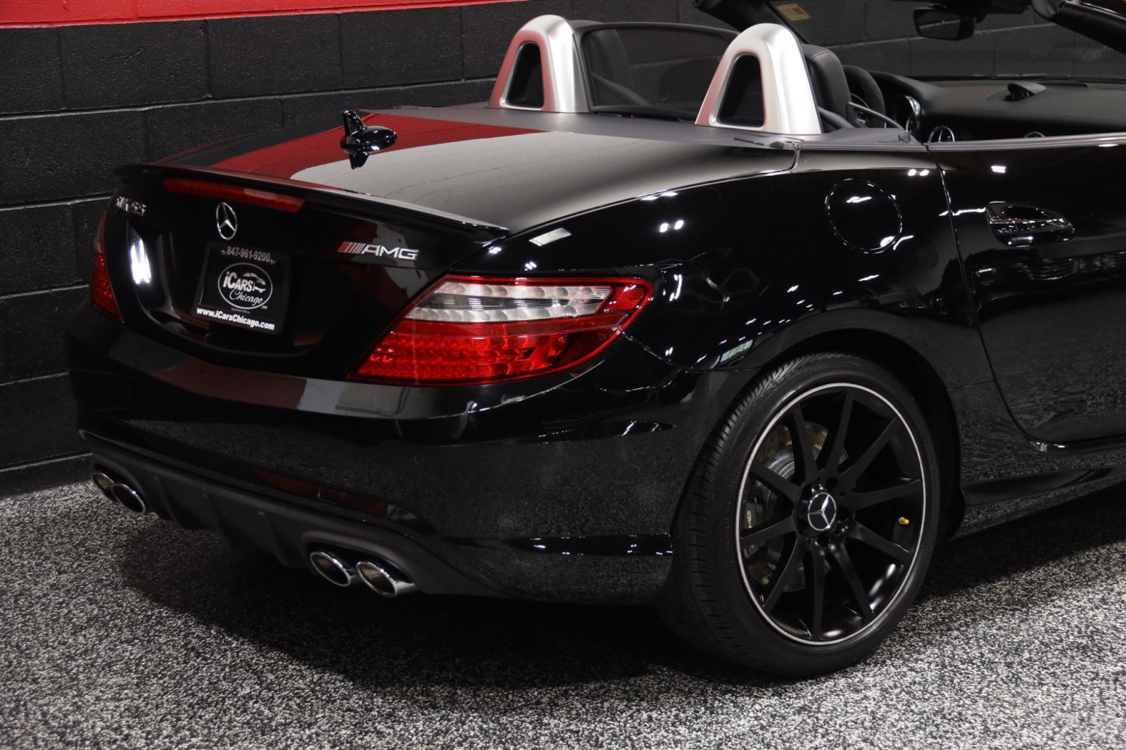 Used 2015 Mercedes-Benz SLK 55 AMG image 9